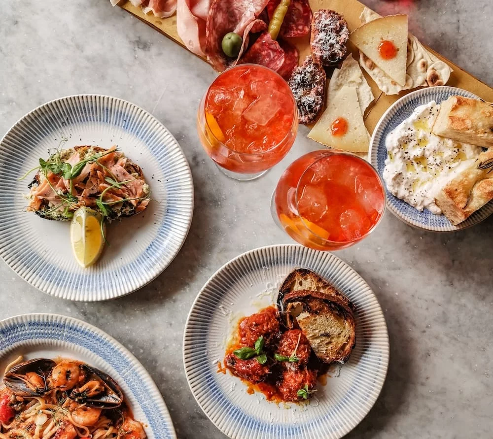 Aperol-Spritz-Happy-Hour-Image-scaled